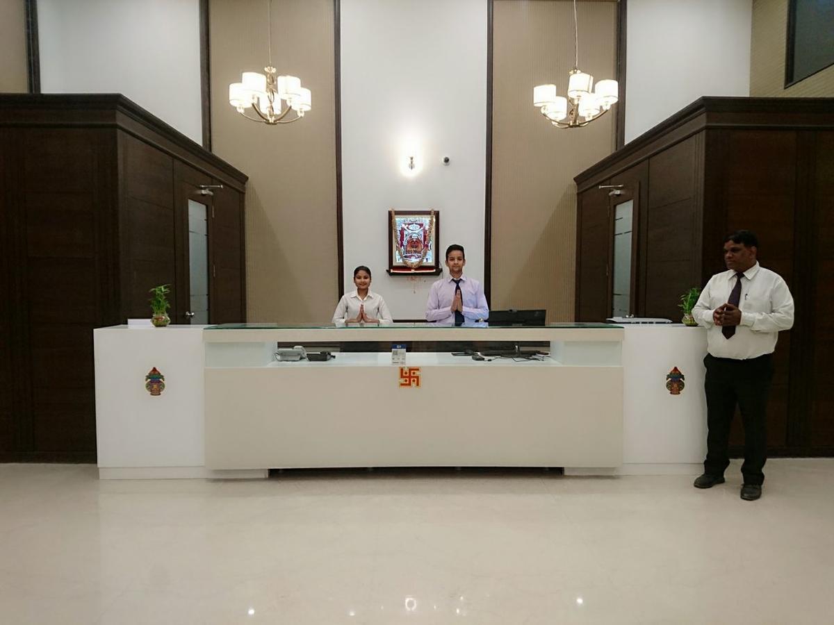 Regenta Central Indore Ngoại thất bức ảnh